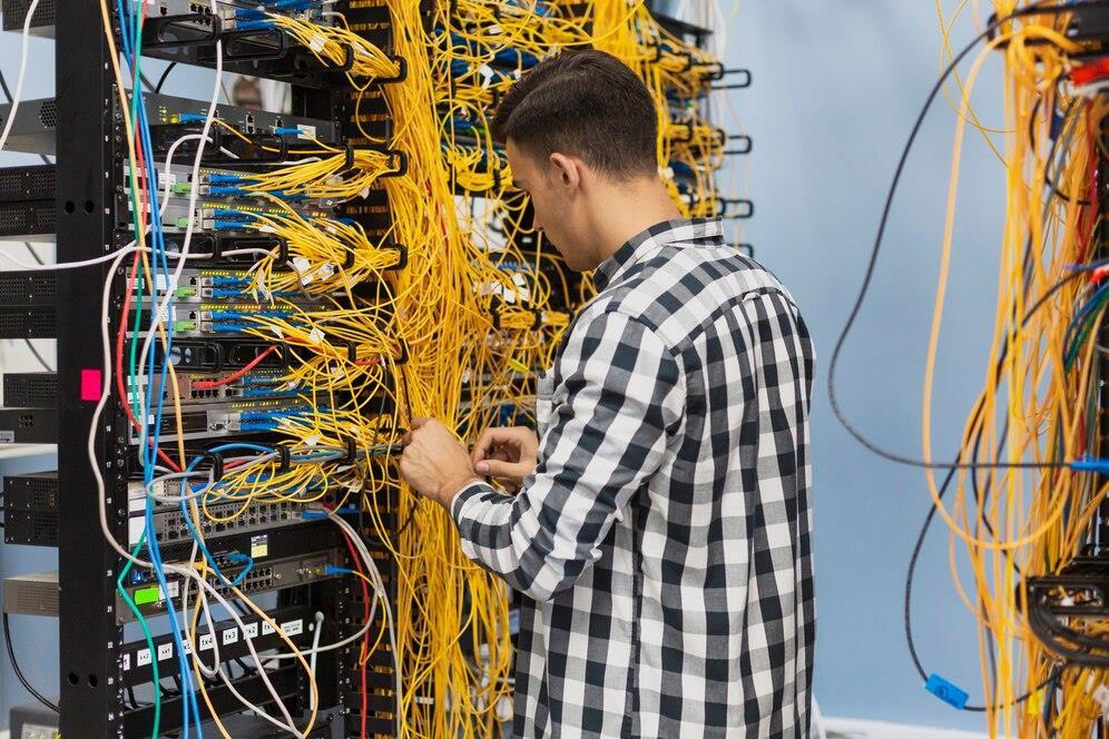 Top 7 Benefits of Structured Cabling for Modern Businesses 8 Benefits of Structured Cabling
